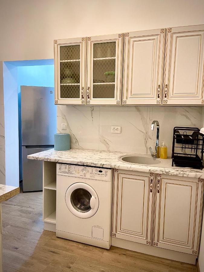 Apartment Zoneofcomfort: *