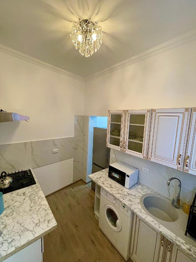 Zoneofcomfort: Apartment Chernivtsi